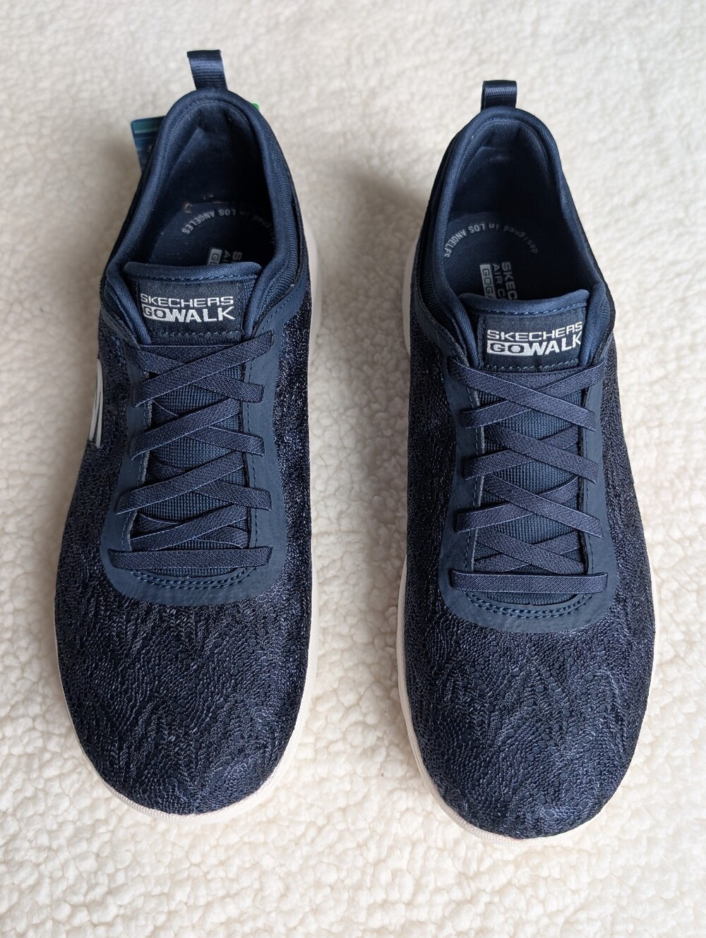 NWT NIB Skecher's go walk travel walking shoes sneakers - Picture 2 of 6